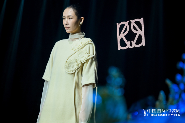 栖野藏锦:KIPMIC STYLE 2026秋冬,以时装重塑内在肌肤(图2)