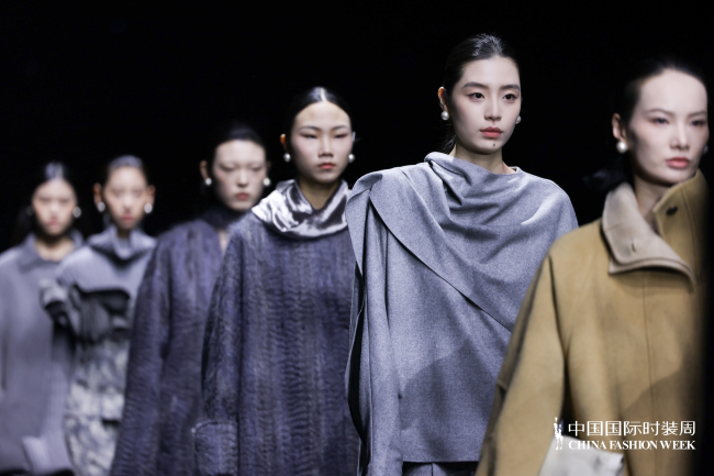 栖野藏锦:KIPMIC STYLE 2026秋冬,以时装重塑内在肌肤(图6)